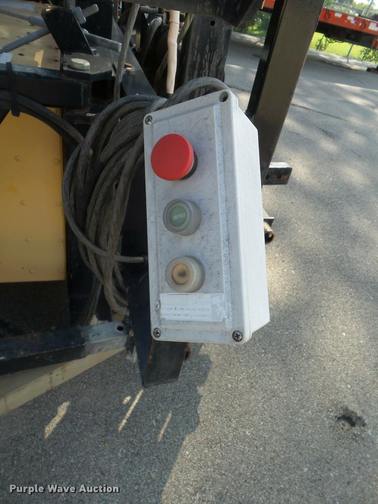 image for item J5076 2003 Energy Absorption Systems Safe Stop TMA-180 crash attenuator