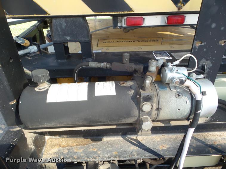 image for item J5076 2003 Energy Absorption Systems Safe Stop TMA-180 crash attenuator