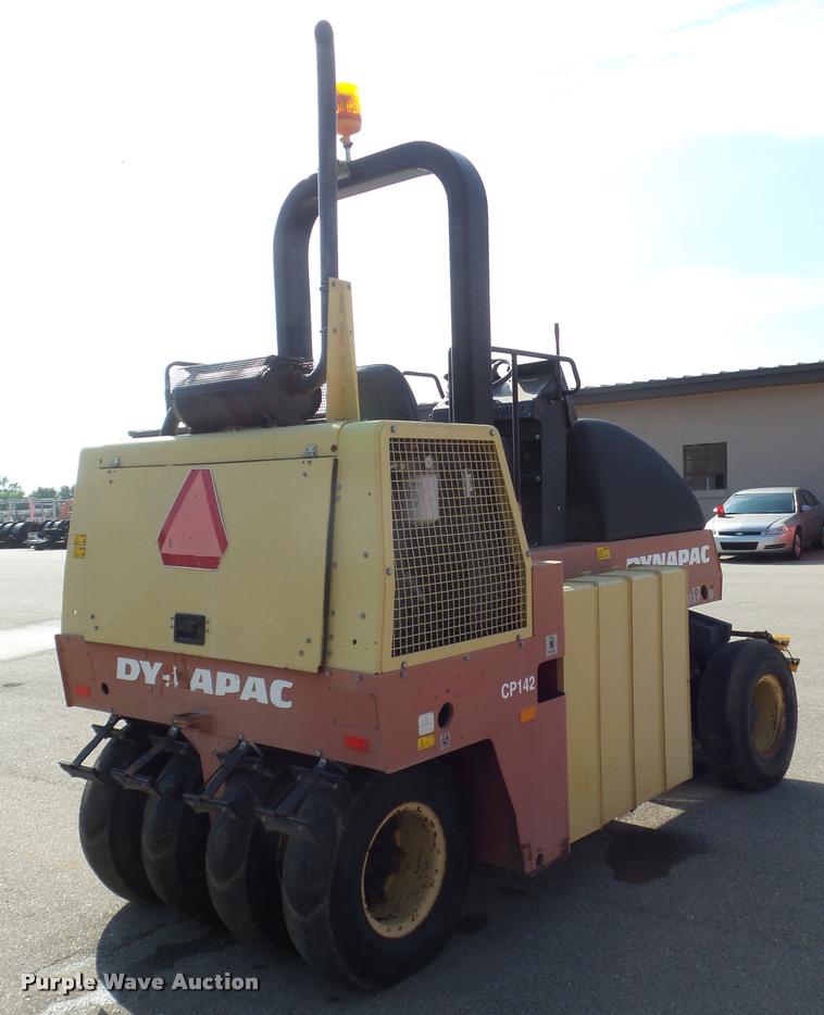 image for item J5082 2004 Dynapac CP142 pneumatic roller