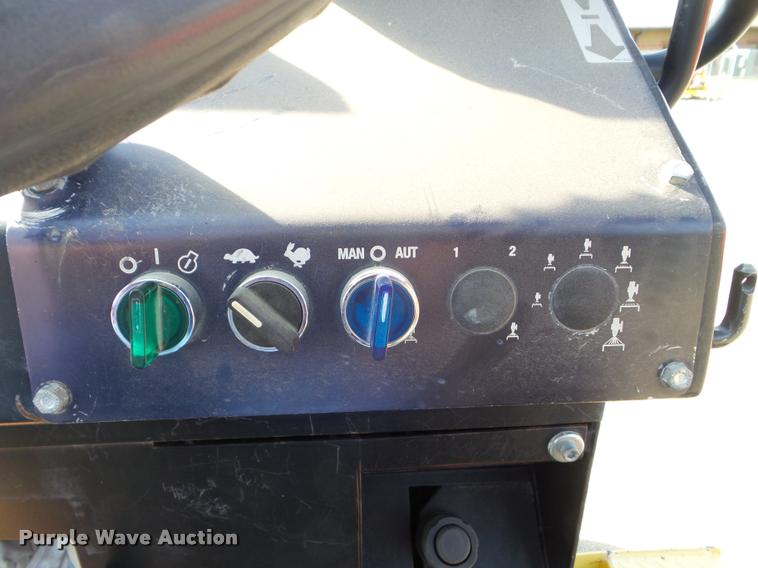 image for item J5082 2004 Dynapac CP142 pneumatic roller