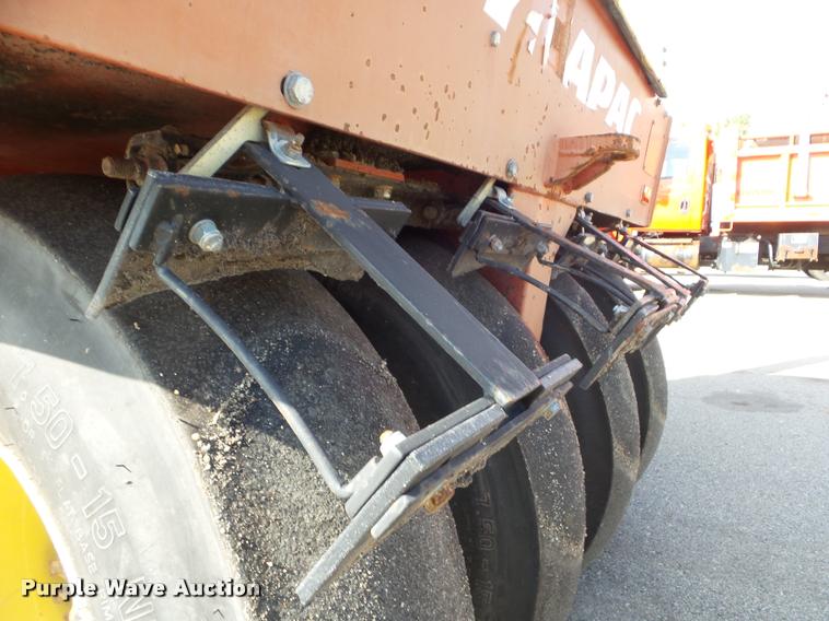 image for item J5082 2004 Dynapac CP142 pneumatic roller