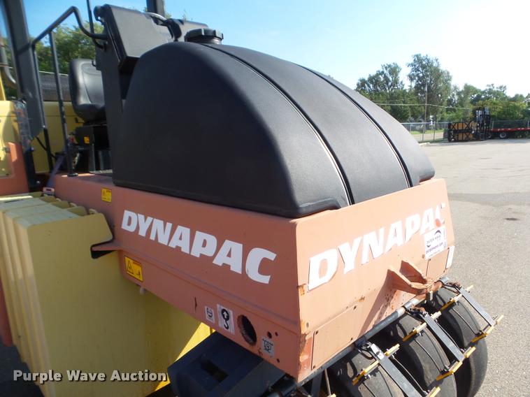 image for item J5082 2004 Dynapac CP142 pneumatic roller