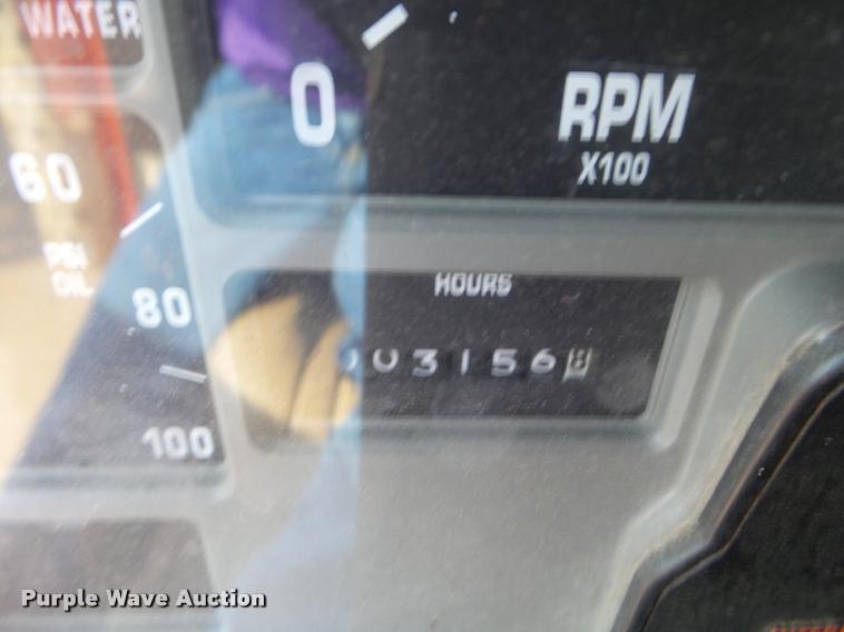 image for item J5083 1993 International 4800 digger derrick truck