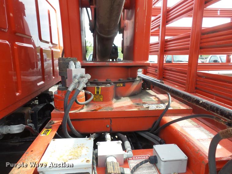 image for item K3670 1999 Sterling L9000 flatbed truck with crane