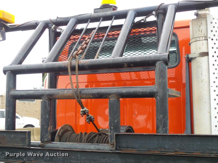 image for item K3678 2002 International F2574 flatbed truck