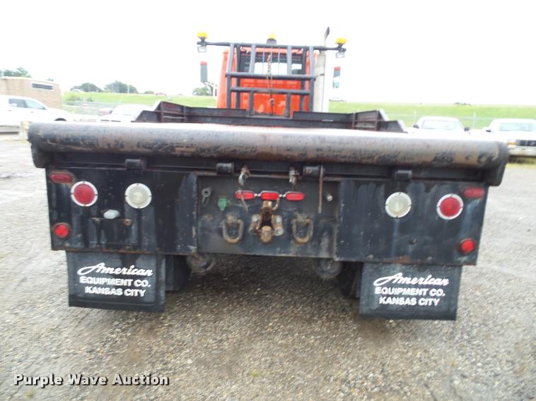image for item K3678 2002 International F2574 flatbed truck