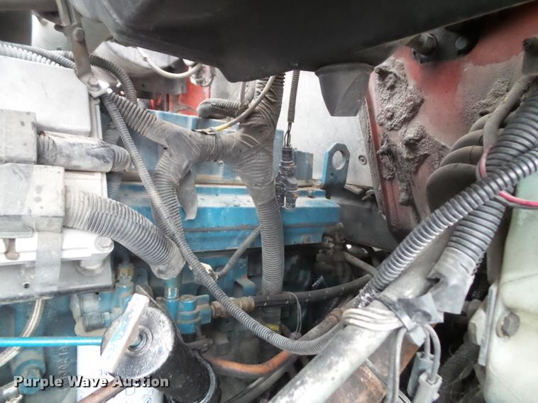 image for item K3678 2002 International F2574 flatbed truck