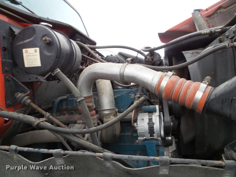 image for item K3678 2002 International F2574 flatbed truck