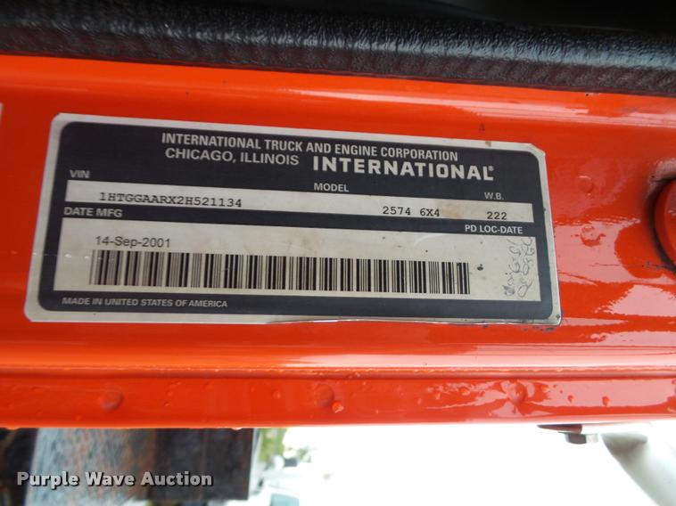 image for item K3678 2002 International F2574 flatbed truck