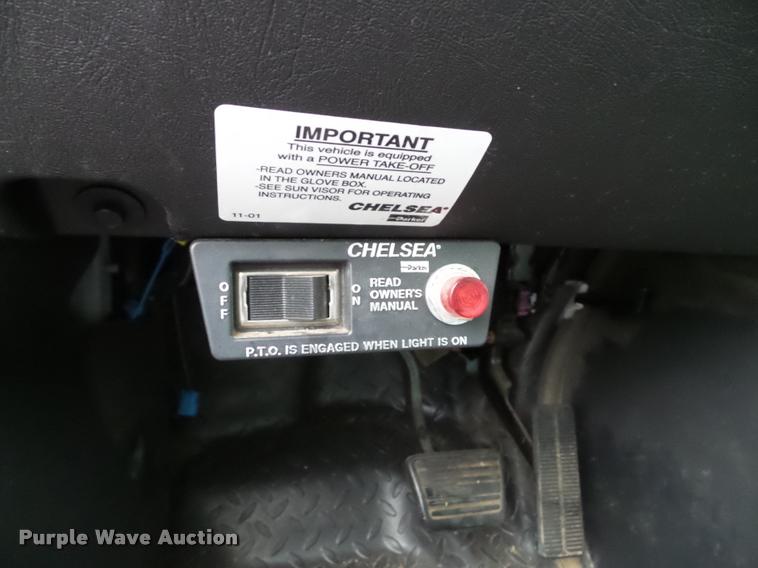 image for item K3680 2005 GMC C7500 box truck