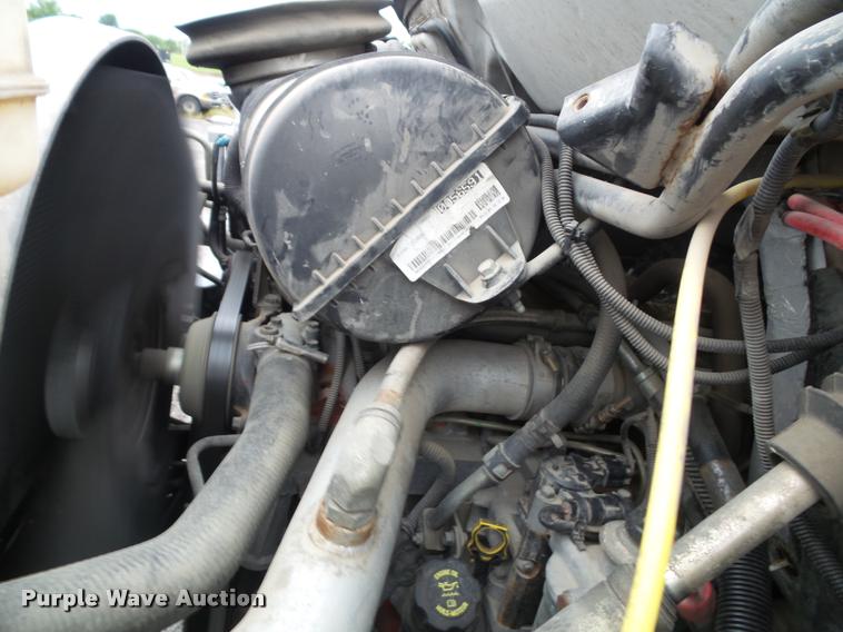 image for item K3680 2005 GMC C7500 box truck