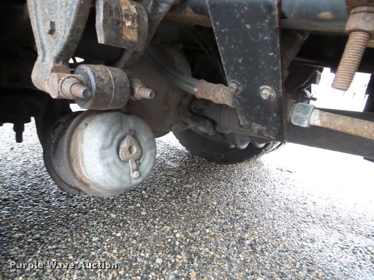 image for item K3680 2005 GMC C7500 box truck