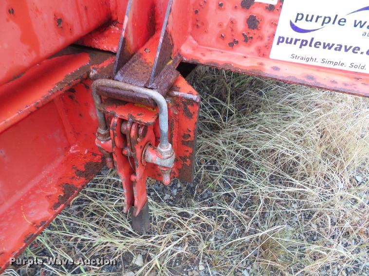 image for item K3687 2004 Trail Eze TE40T28 tilt deck equipment trailer