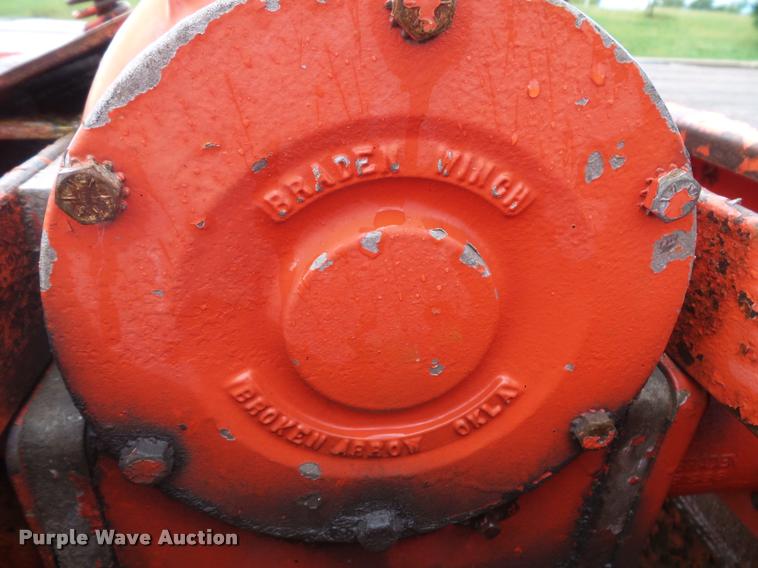 image for item K3687 2004 Trail Eze TE40T28 tilt deck equipment trailer