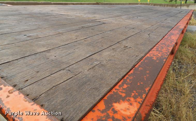 image for item K3687 2004 Trail Eze TE40T28 tilt deck equipment trailer