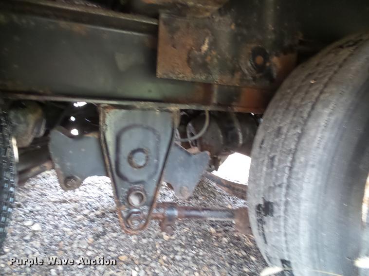 image for item K3687 2004 Trail Eze TE40T28 tilt deck equipment trailer