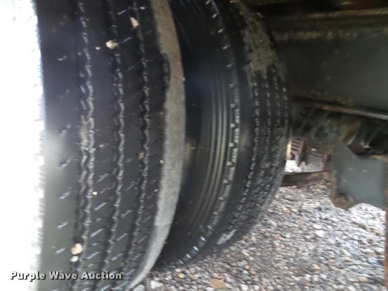 image for item K3687 2004 Trail Eze TE40T28 tilt deck equipment trailer