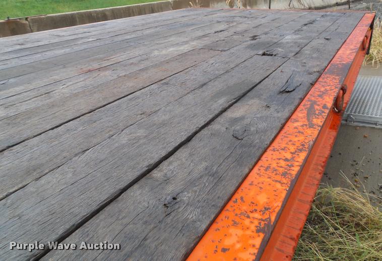 image for item K3687 2004 Trail Eze TE40T28 tilt deck equipment trailer