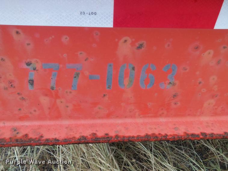 image for item K3687 2004 Trail Eze TE40T28 tilt deck equipment trailer