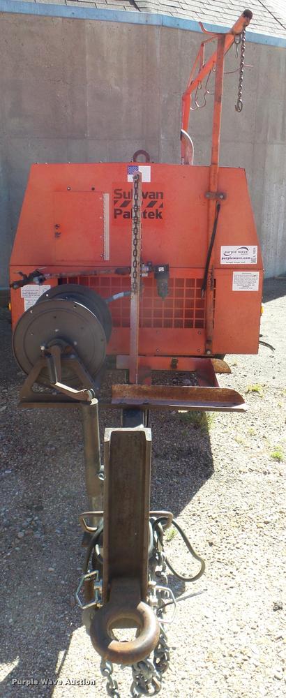 image for item L1624 2000 Sullivan D175Q6JD air compressor