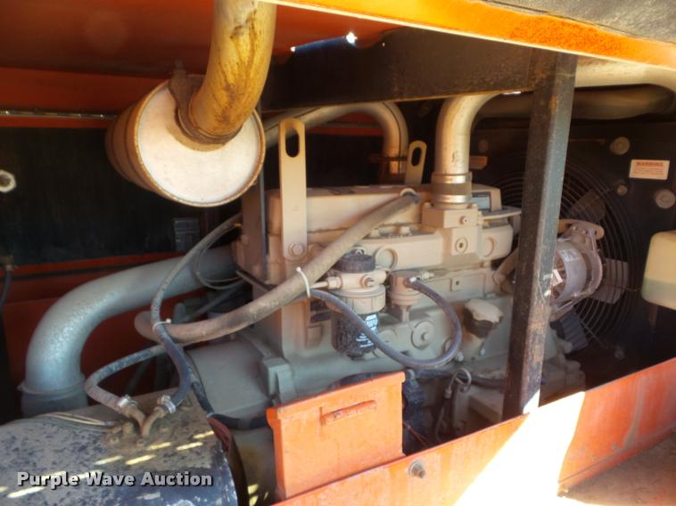 image for item L1624 2000 Sullivan D175Q6JD air compressor