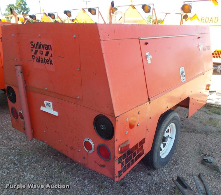 image for item L1627 2000 Sullivan D175Q6JD air compressor