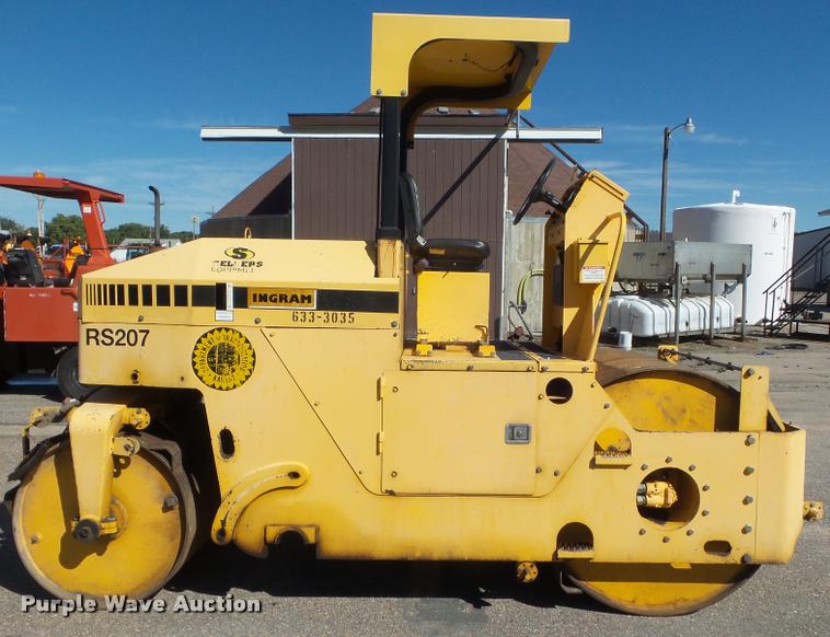 image for item L1630 2006 Ingram RS207 double drum roller