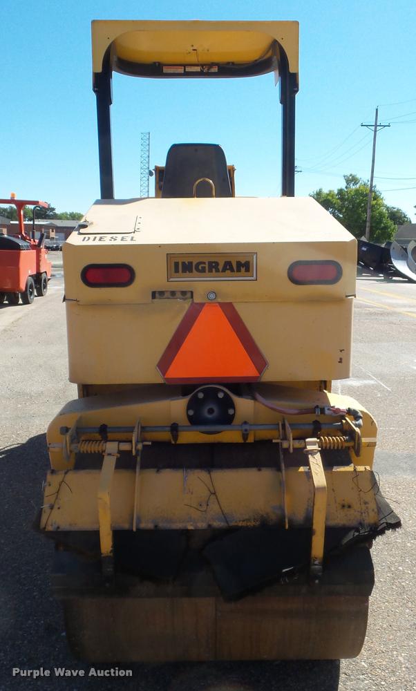 image for item L1630 2006 Ingram RS207 double drum roller