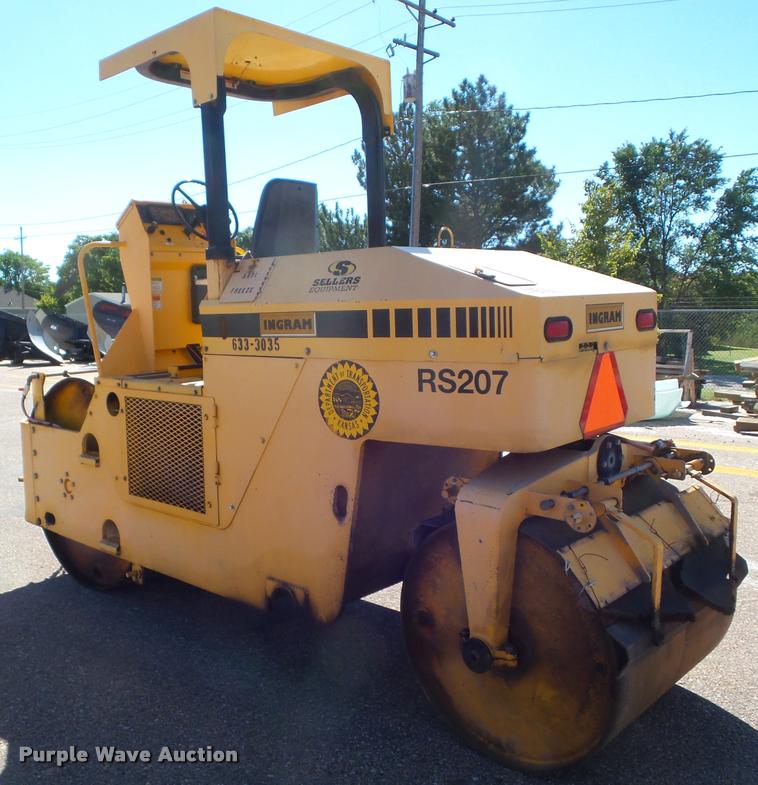 image for item L1630 2006 Ingram RS207 double drum roller