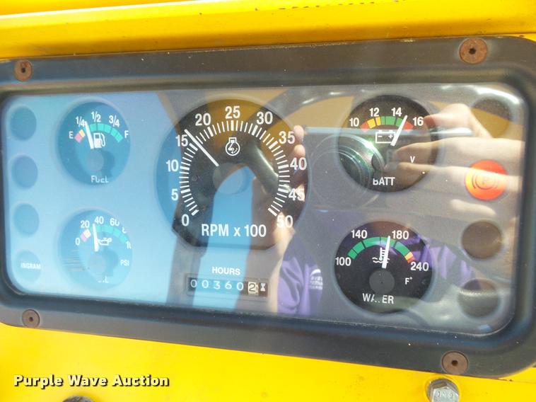 image for item L1630 2006 Ingram RS207 double drum roller