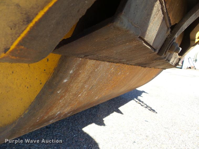 image for item L1630 2006 Ingram RS207 double drum roller