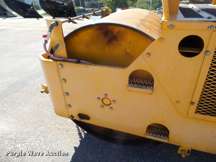 image for item L1630 2006 Ingram RS207 double drum roller