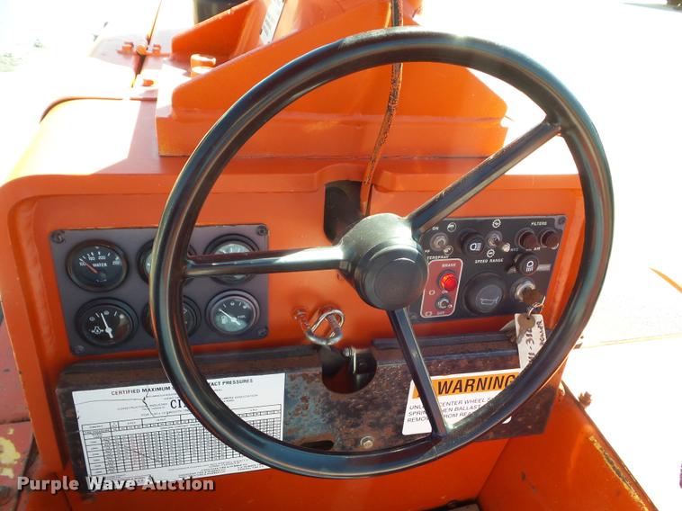 image for item L1631 1999 Bomag BW11RH pneumatic roller