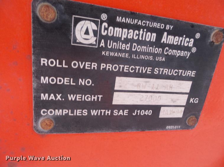 image for item L1631 1999 Bomag BW11RH pneumatic roller