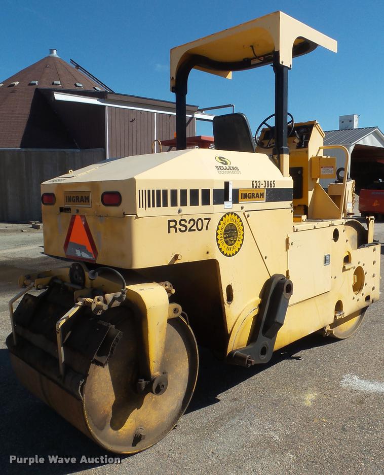 image for item L1632 2006 Ingram RS207 double drum roller