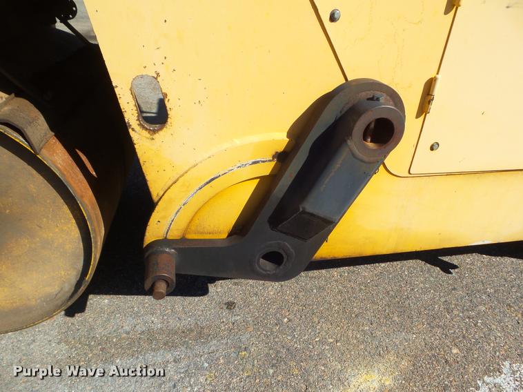 image for item L1632 2006 Ingram RS207 double drum roller