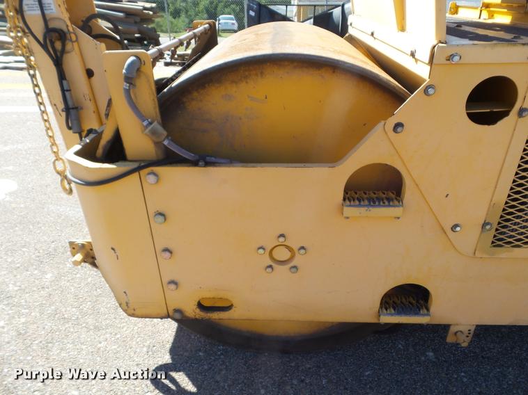 image for item L1632 2006 Ingram RS207 double drum roller