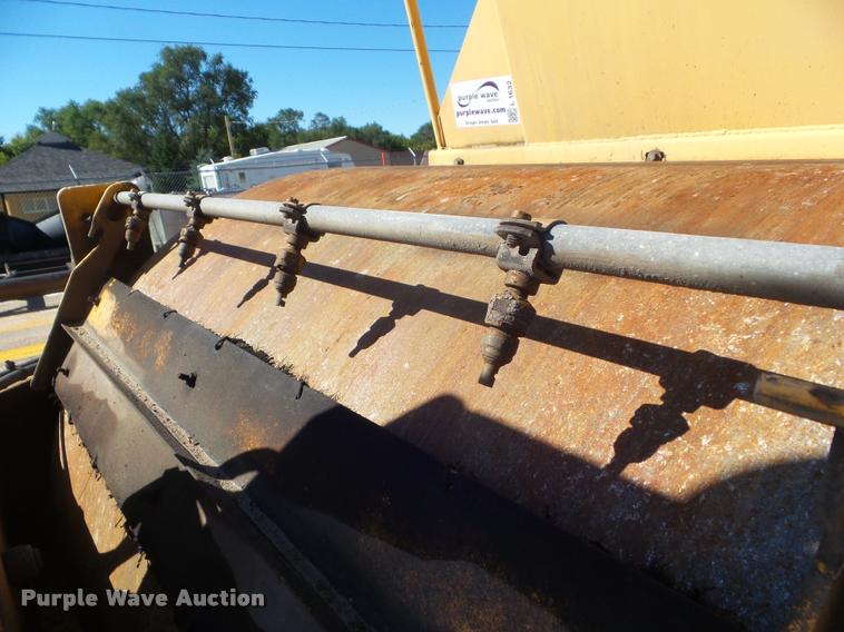 image for item L1632 2006 Ingram RS207 double drum roller