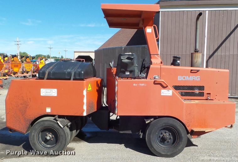 image for item L1633 1997 Bomag BW11RH Pneumatic roller