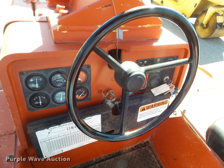 image for item L1633 1997 Bomag BW11RH Pneumatic roller