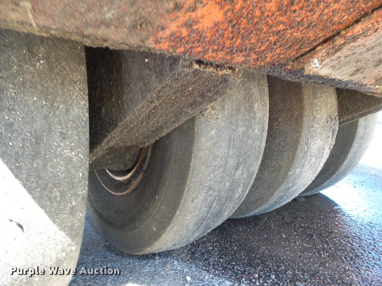 image for item L1633 1997 Bomag BW11RH Pneumatic roller