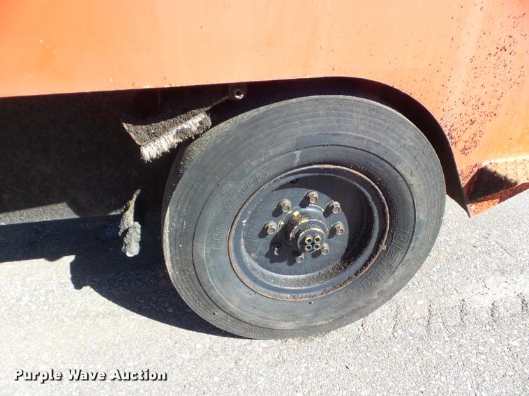 image for item L1633 1997 Bomag BW11RH Pneumatic roller