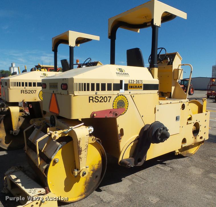 image for item L1634 2006 Ingram RS207 double drum roller