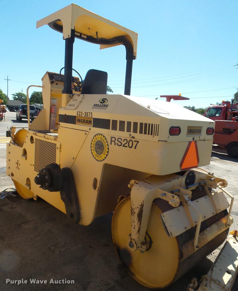 image for item L1634 2006 Ingram RS207 double drum roller