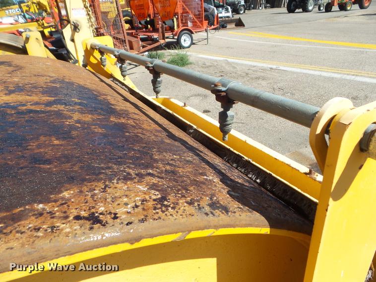 image for item L1634 2006 Ingram RS207 double drum roller