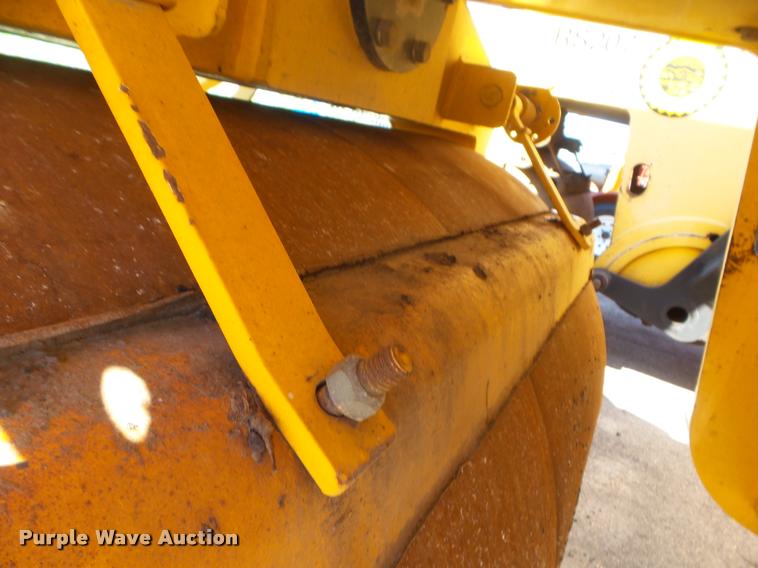 image for item L1634 2006 Ingram RS207 double drum roller