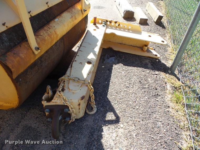 image for item L1634 2006 Ingram RS207 double drum roller