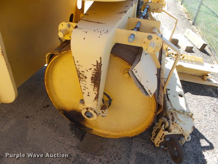 image for item L1634 2006 Ingram RS207 double drum roller