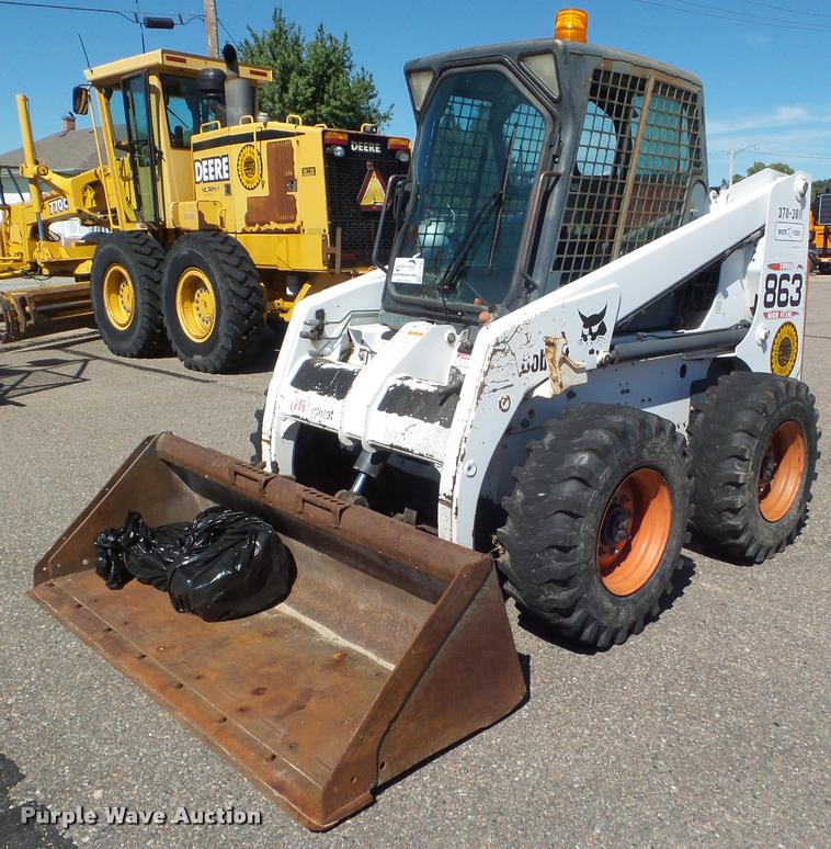 image for item L1636 2001 Bobcat 863 G skid steer
