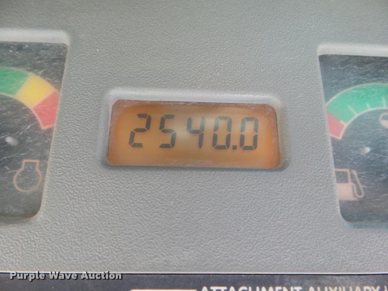 image for item L1636 2001 Bobcat 863 G skid steer